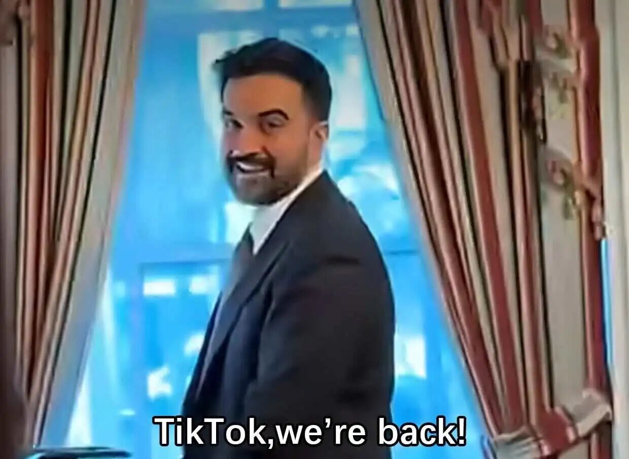 图片[4]-萝卜快跑武汉上百辆车瘫痪，乘客被困主干道；甲骨文突然宣布裁员3万人：仅赔4+N周工资；阿里千问3.6Plus日调用1.4万亿反超GPT | Q资讯-AI Express News