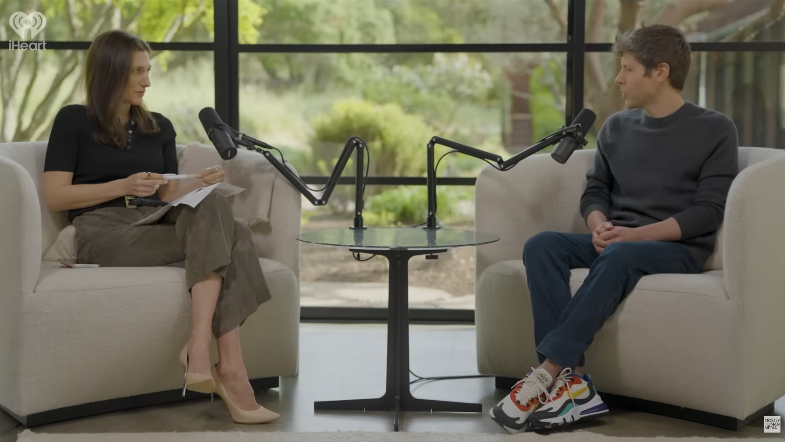 图片[2]-奥特曼亲自揭晓：为什么关停Sora、五角大楼封禁Claude幕后...-AI Express News