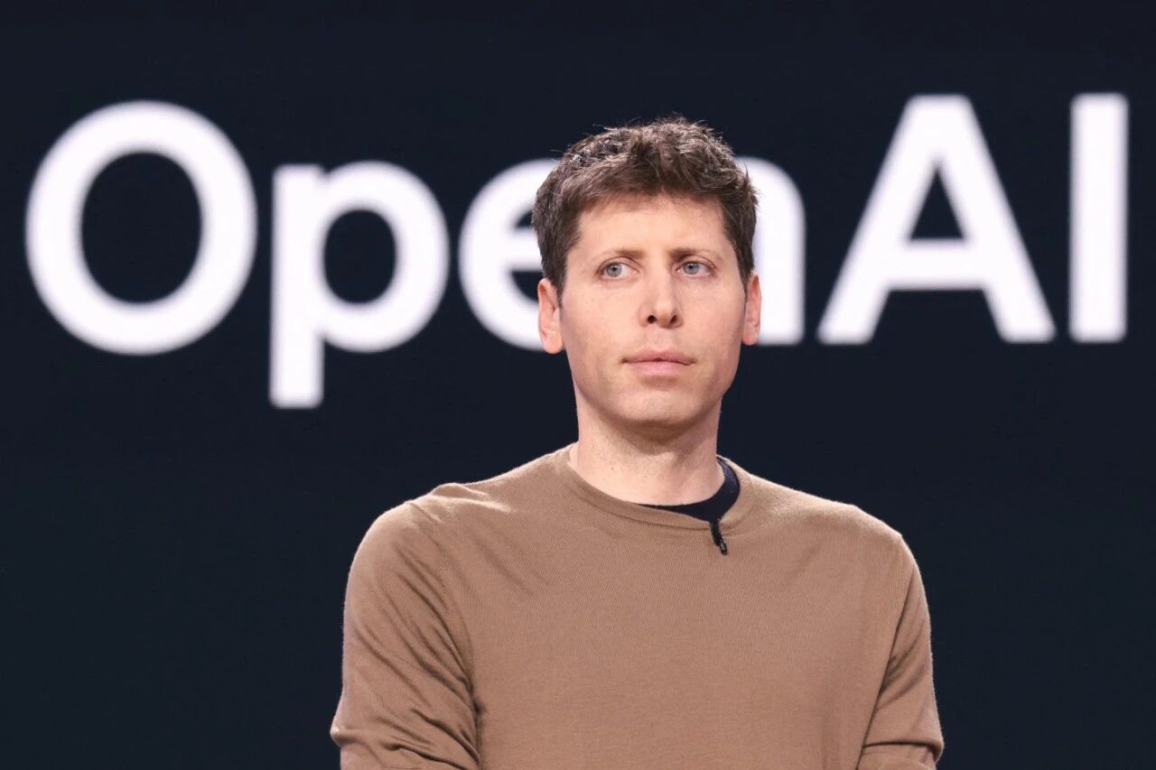 Sam Altman denies setting himself up for a massive payday | Fortune