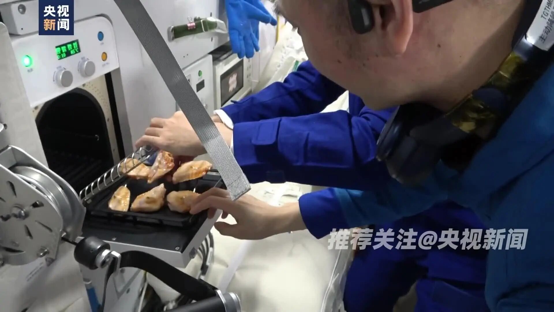 图片[11]-阿尔忒弥斯 2 号：玉米饼、相机、厕所与人类探月的故事-AI Express News