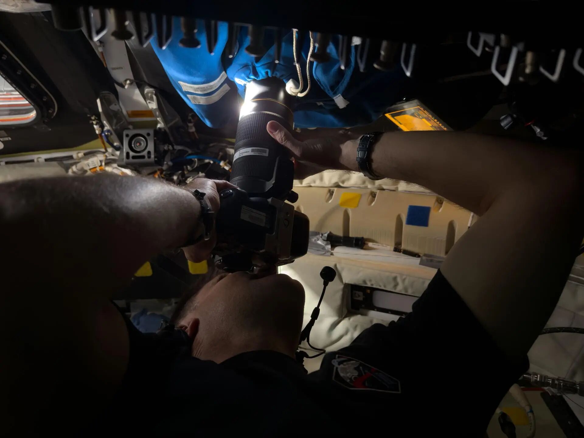 图片[16]-阿尔忒弥斯 2 号：玉米饼、相机、厕所与人类探月的故事-AI Express News